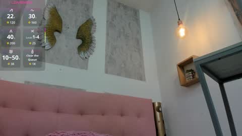 Snapshot of zhamira_21 chatting on 09/23/25, 08:56 ZHAMIRA ANDRES online show from 09/23/25, 08:56