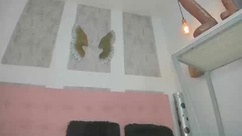 Snapshot of zhamira_21 chatting on 03/16/26, 09:30 ZHAMIRA ANDRES online show from 03/16/26, 09:30