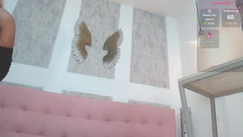 Snapshot of zhamira_21 chatting on 05/05/26, 09:01 ZHAMIRA ANDRES online show from 05/05/26, 09:01