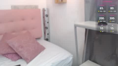 Snapshot of zhamira_21 chatting on 05/31/26, 09:05 ZHAMIRA ANDRES online show from 05/31/26, 09:05