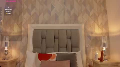 zharia_lux25 online show from 07/19/26, 11:25