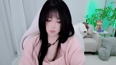 Snapshot of zhen0 chatting on 02/08/26, 10:35 zhen online show from 02/08/26, 10:35