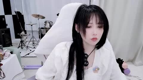 Snapshot of zhen0 chatting on 06/10/26, 05:34 zhen online show from 06/10/26, 05:34