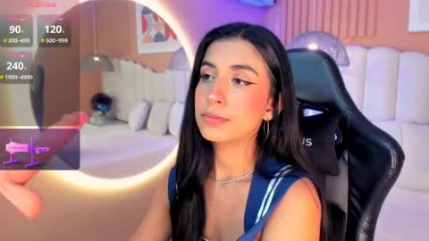 Snapshot of zia_cooper chatting on 10/10/25, 08:08 ZIA online show from 10/10/25, 08:08