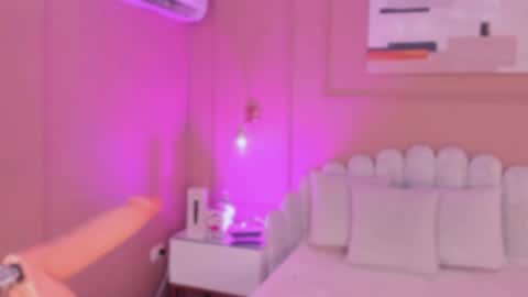 Snapshot of zia_cooper chatting on 11/15/25, 06:59 ZIA online show from 11/15/25, 06:59