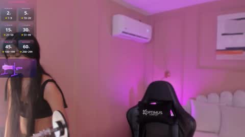 Snapshot of zia_cooper chatting on 11/30/25, 06:45 ZIA online show from 11/30/25, 06:45