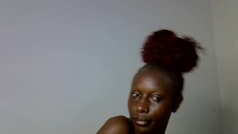 Snapshot of zia_vier chatting on 04/14/26, 01:39 flavian online show from 04/14/26, 01:39