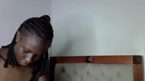 Snapshot of zia_vier chatting on 05/01/26, 03:05 flavian online show from 05/01/26, 03:05