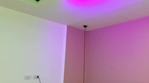 zia online show from 09/18/25, 11:34