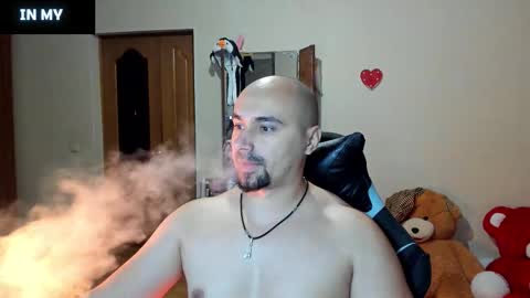 Ziesh online show from 10/15/25, 09:37