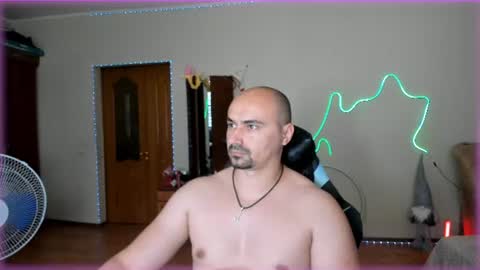 Ziesh online show from 06/13/26, 09:18
