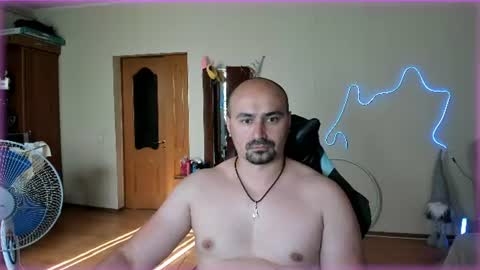 Ziesh online show from 06/16/26, 02:19