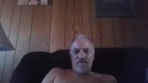 Snapshot of ziggy454 chatting on 11/12/25, 05:46 ziggy454 online show from 11/12/25, 05:46