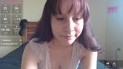 Snapshot of ziggyblunt chatting on 05/25/26, 05:30 ziggyblunt online show from 05/25/26, 05:30