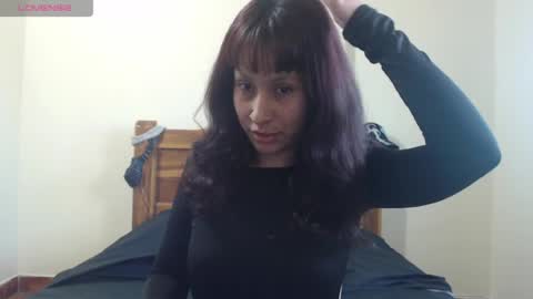 Snapshot of ziggyblunt chatting on 06/13/26, 08:29 ziggyblunt online show from 06/13/26, 08:29