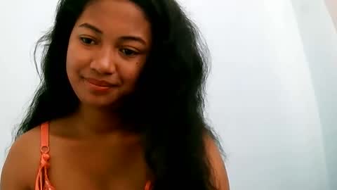 Snapshot of zina479102 chatting on 05/20/26, 05:24 elly online show from 05/20/26, 05:24