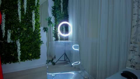 Snapshot of zinasquirts chatting on 09/29/25, 02:55 Galli online show from 09/29/25, 02:55