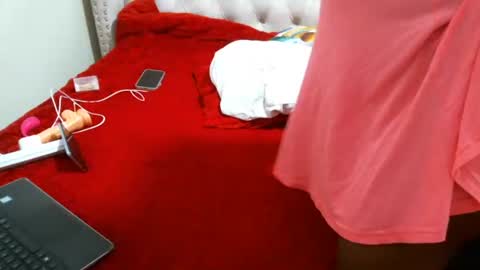 Snapshot of zindzi chatting on 06/11/26, 02:53 Miss Zindzi online show from 06/11/26, 02:53