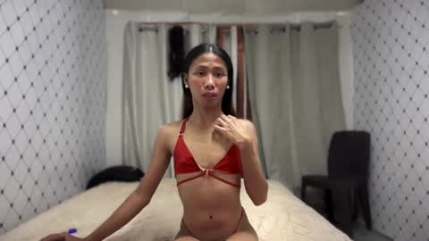 Snapshot of zinnia_nics chatting on 11/08/25, 06:57 Zinnia nics online show from 11/08/25, 06:57