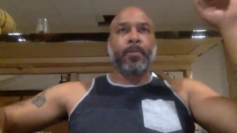 zionlion22 online show from 12/17/24, 01:29
