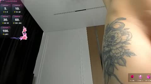 zirael_swan online show from 06/24/26, 04:00