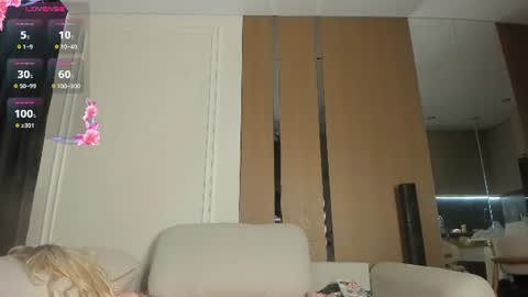 zirael_swan online show from 07/11/26, 03:42