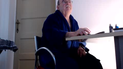 stefano online show from 10/07/25, 08:11