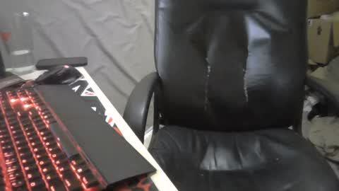 zkraston11 online show from 12/12/24, 05:42