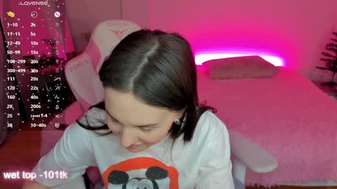 Zlata  Mon Tue Thu Fri Sun Sa GMT 3 0000pm - 0600pm  online show from 01/08/25, 09:34