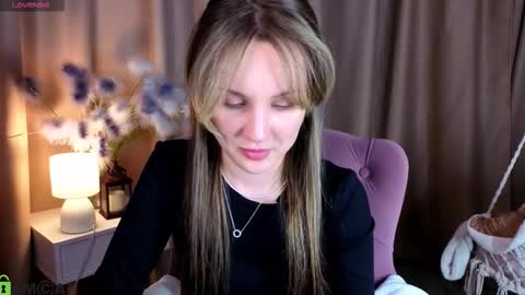 Zlata  Mon Tue Thu Fri Sun Sa GMT 3 0000pm - 0600pm  online show from 02/01/26, 09:08