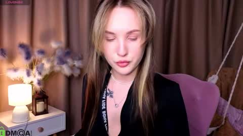 Zlata  Mon Tue Thu Fri Sun Sa GMT 3 0000pm - 0600pm  online show from 02/02/26, 08:35