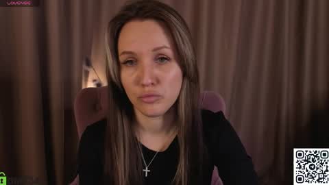Zlata  Mon Tue Thu Fri Sun Sa GMT 3 0000pm - 0600pm  online show from 05/11/26, 08:42