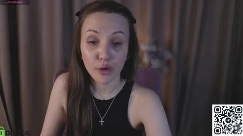 Zlata  Mon Tue Thu Fri Sun Sa GMT 3 0000pm - 0600pm  online show from 06/10/26, 08:02