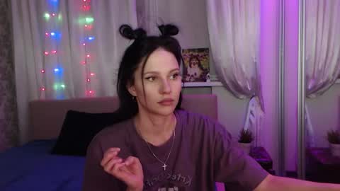 Snapshot of zlatagoddess chatting on 11/03/25, 08:43 Zlata online show from 11/03/25, 08:43