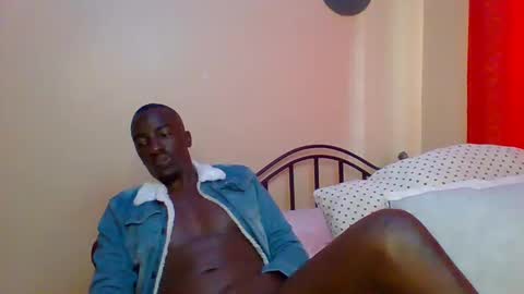 Zlatann2012 online show from 01/20/25, 08:19