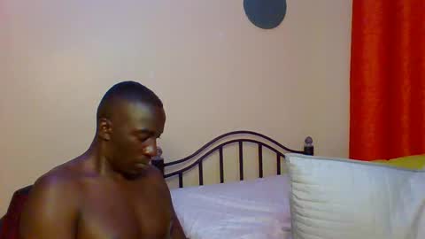 Zlatann2012 online show from 01/22/25, 06:52
