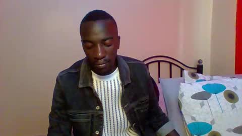 Zlatann2012 online show from 02/03/25, 08:13