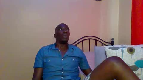 Zlatann2012 online show from 02/05/25, 01:54