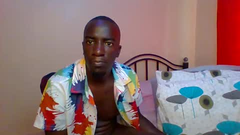 Zlatann2012 online show from 02/06/25, 02:15