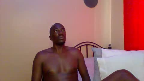 Zlatann2012 online show from 02/16/25, 07:59