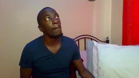Zlatann2012 online show from 02/17/25, 07:47