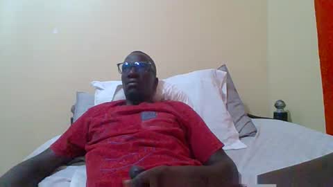 Snapshot of zlatann2012 chatting on 09/18/25, 09:50 Zlatann2012 online show from 09/18/25, 09:50