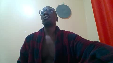 Snapshot of zlatann2012 chatting on 09/21/25, 05:20 Zlatann2012 online show from 09/21/25, 05:20