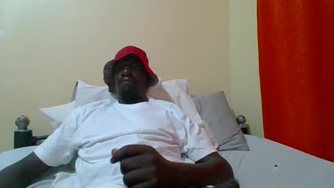 Snapshot of zlatann2012 chatting on 09/29/25, 05:51 Zlatann2012 online show from 09/29/25, 05:51