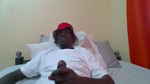 Snapshot of zlatann2012 chatting on 09/30/25, 11:15 Zlatann2012 online show from 09/30/25, 11:15