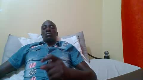 Snapshot of zlatann2012 chatting on 10/03/25, 04:59 Zlatann2012 online show from 10/03/25, 04:59