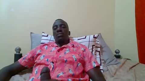 Snapshot of zlatann2012 chatting on 11/08/25, 07:23 Zlatann2012 online show from 11/08/25, 07:23