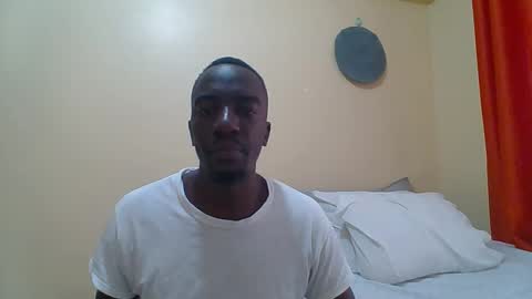 Snapshot of zlatann2012 chatting on 11/13/25, 10:47 Zlatann2012 online show from 11/13/25, 10:47