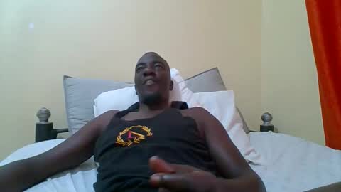 Snapshot of zlatann2012 chatting on 11/15/25, 05:49 Zlatann2012 online show from 11/15/25, 05:49