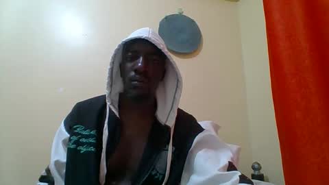 Snapshot of zlatann2012 chatting on 11/19/25, 08:53 Zlatann2012 online show from 11/19/25, 08:53